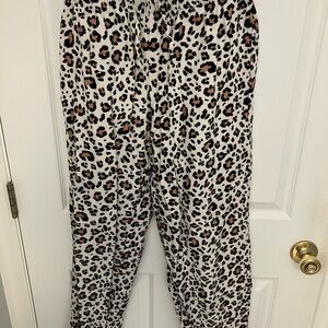 Liz Claiborne Black and Brown Leopard Print Pajama Pants